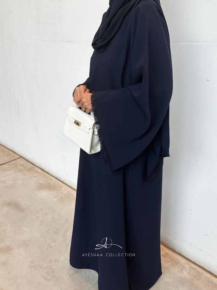 Abaya navy,abaya bleue nuit, abaya black, abaya creation, abaya designer, abaya Dubai,abaya France, abaya simple,hijab bleu nuit, hijab noir