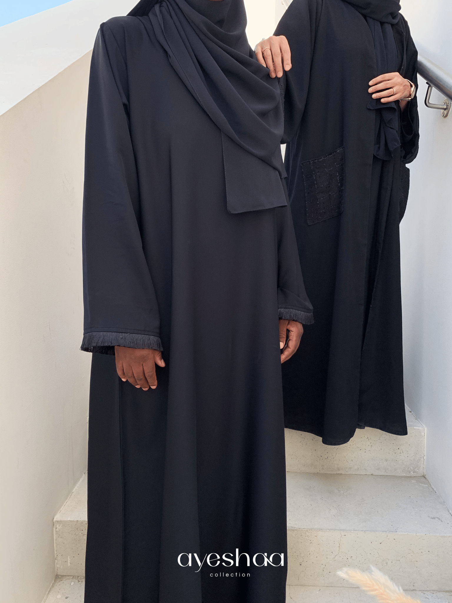 Abaya noire, abaya simple, abaya allaitement, abaya zip, abaya droite, abaya mastour, femme musulmane, abaya dubai, abaya faraasha, abaya jennah boutique, abaya ayeshaa collection