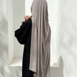 Hijab beige, khimar beige, pae beige, hijab prêt a enfiler beige, mastour, hijab line, hijab mousseline, grès, hijab soie de medine beige, hijab jazz, sedef