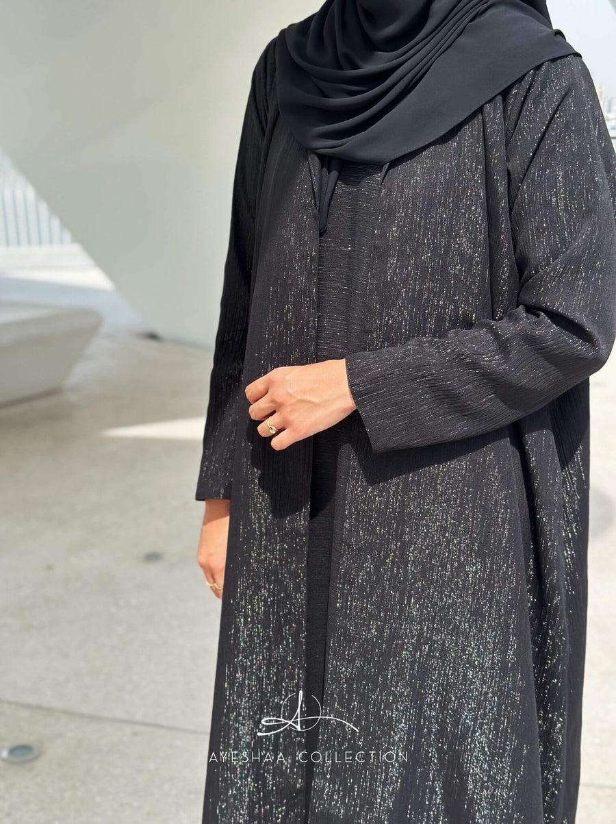 Abaya brillante, abaya eid, abaya mariage, abaya noire brillante, ensemble eid, sous robe noire brillante, femme musulmane, mastour, hijab noir long, hijab moussline 2m